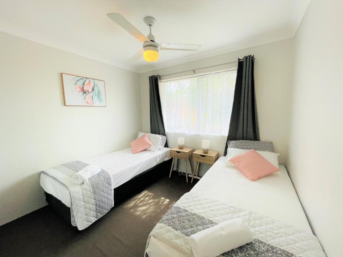 Surfers Tradewinds Hotel Gold Coast Eksteriør billede